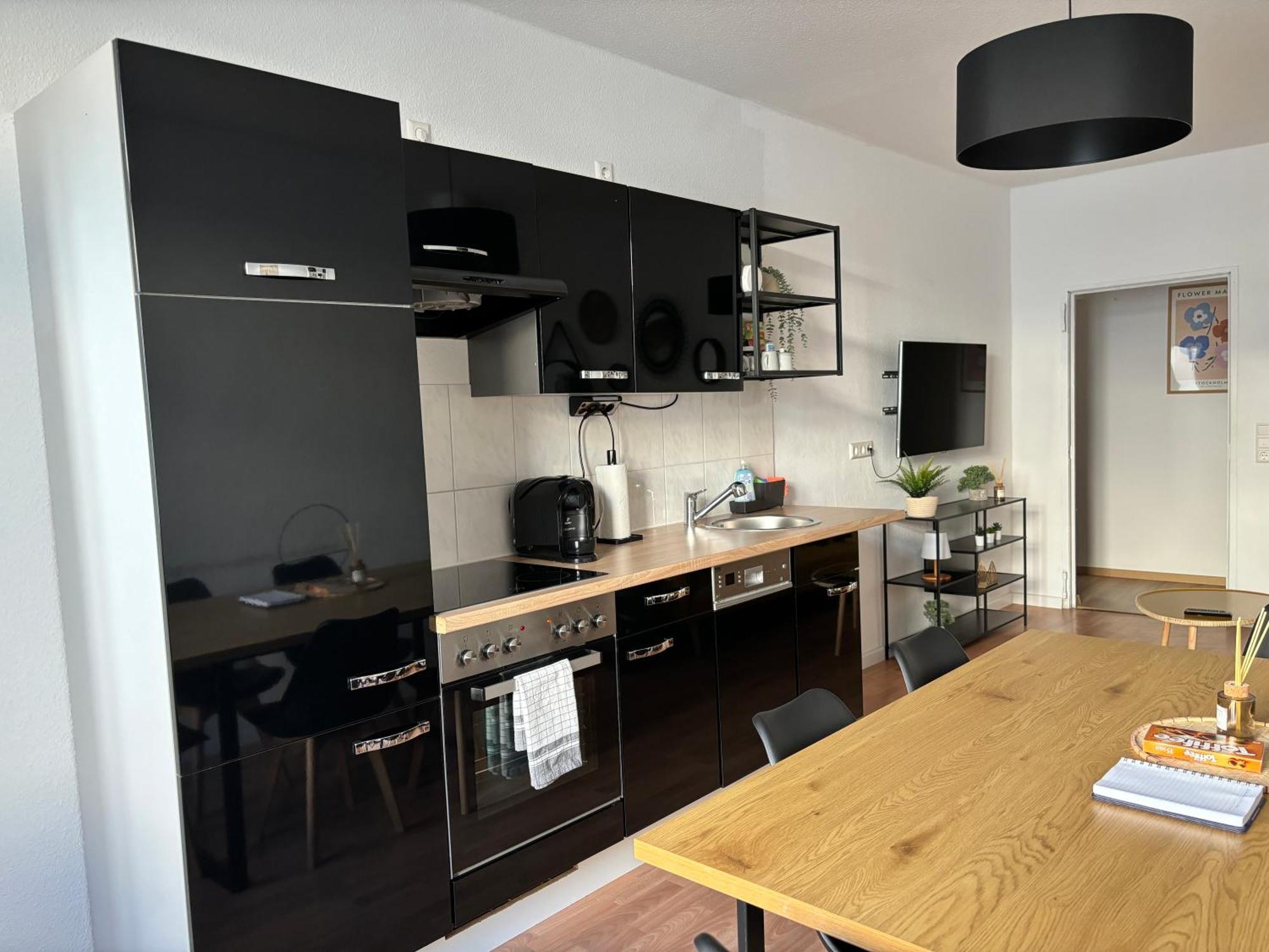 150Qm - 5 Rooms - Free Parking - Mallibase Apartments Hannover Eksteriør bilde