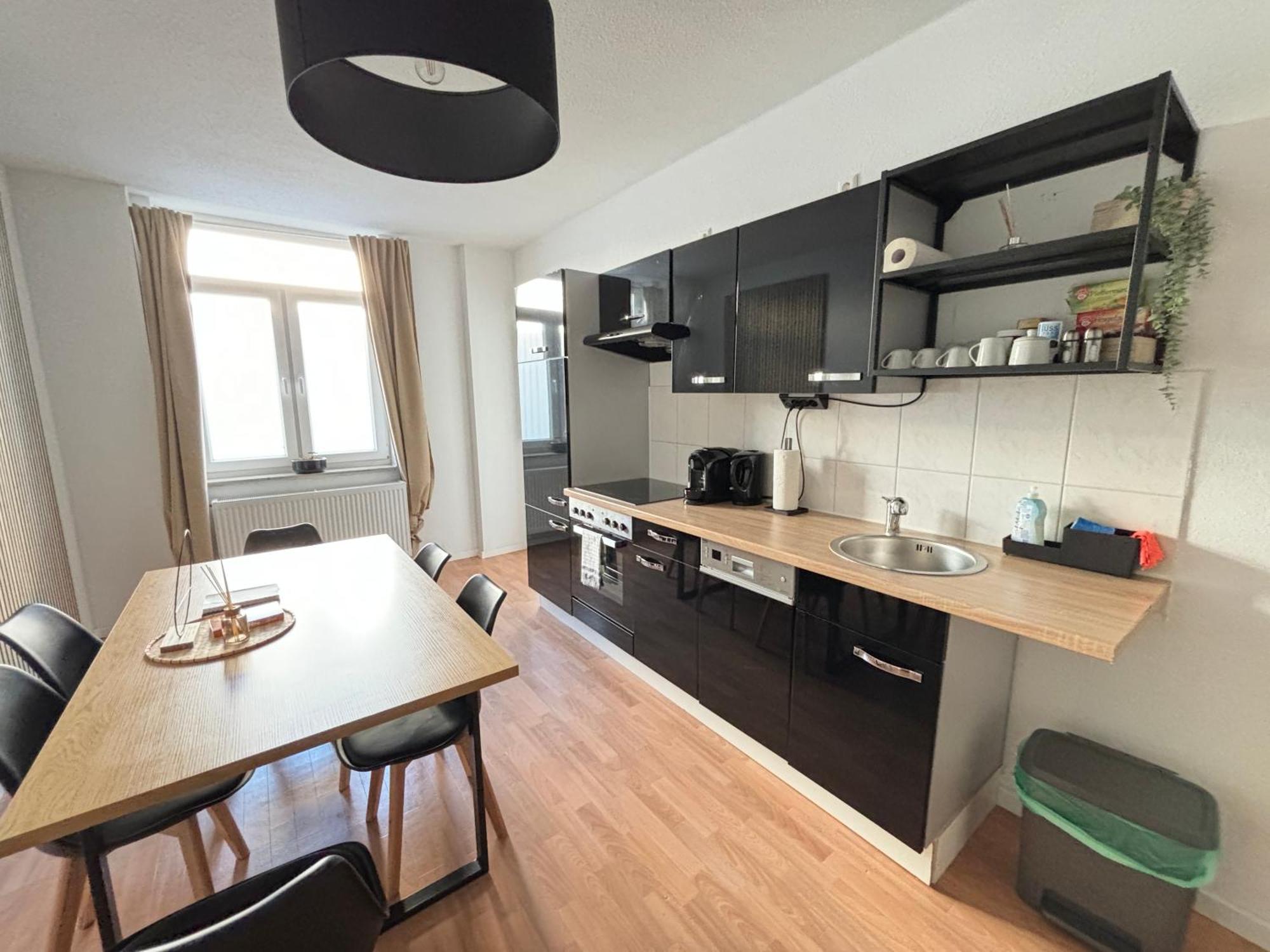 150Qm - 5 Rooms - Free Parking - Mallibase Apartments Hannover Eksteriør bilde